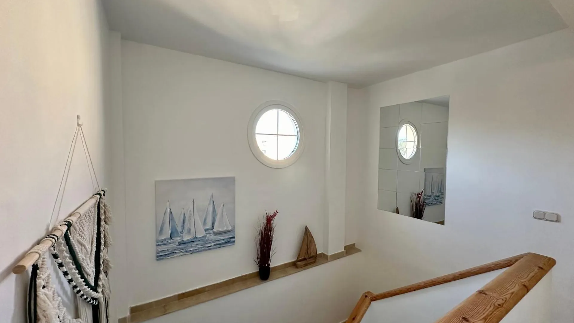 Beachfront & Sea View Holiday Apartment - Sea, Mountains And City Right In Front Of You Bahia de Casares Hiszpania