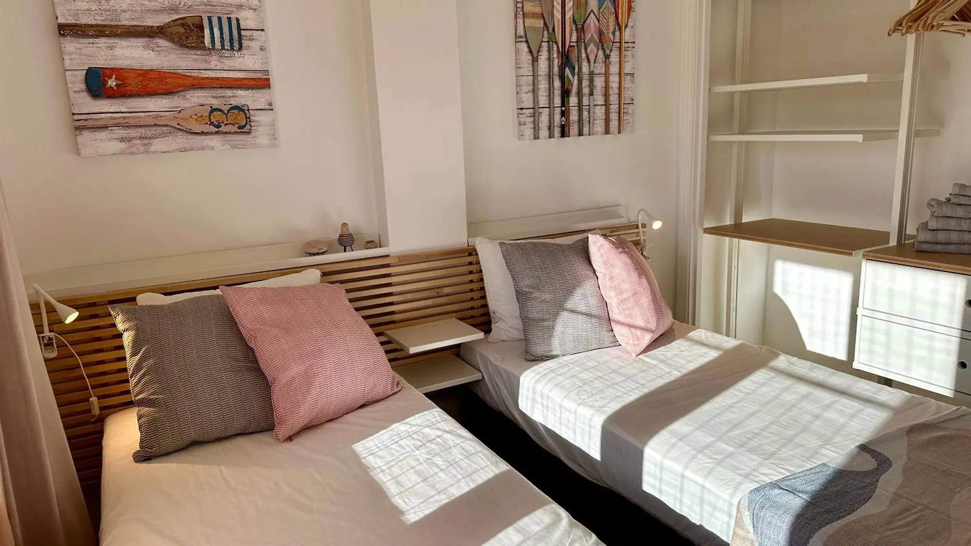Beachfront & Sea View Holiday Apartment - Sea, Mountains And City Right In Front Of You Bahia de Casares
