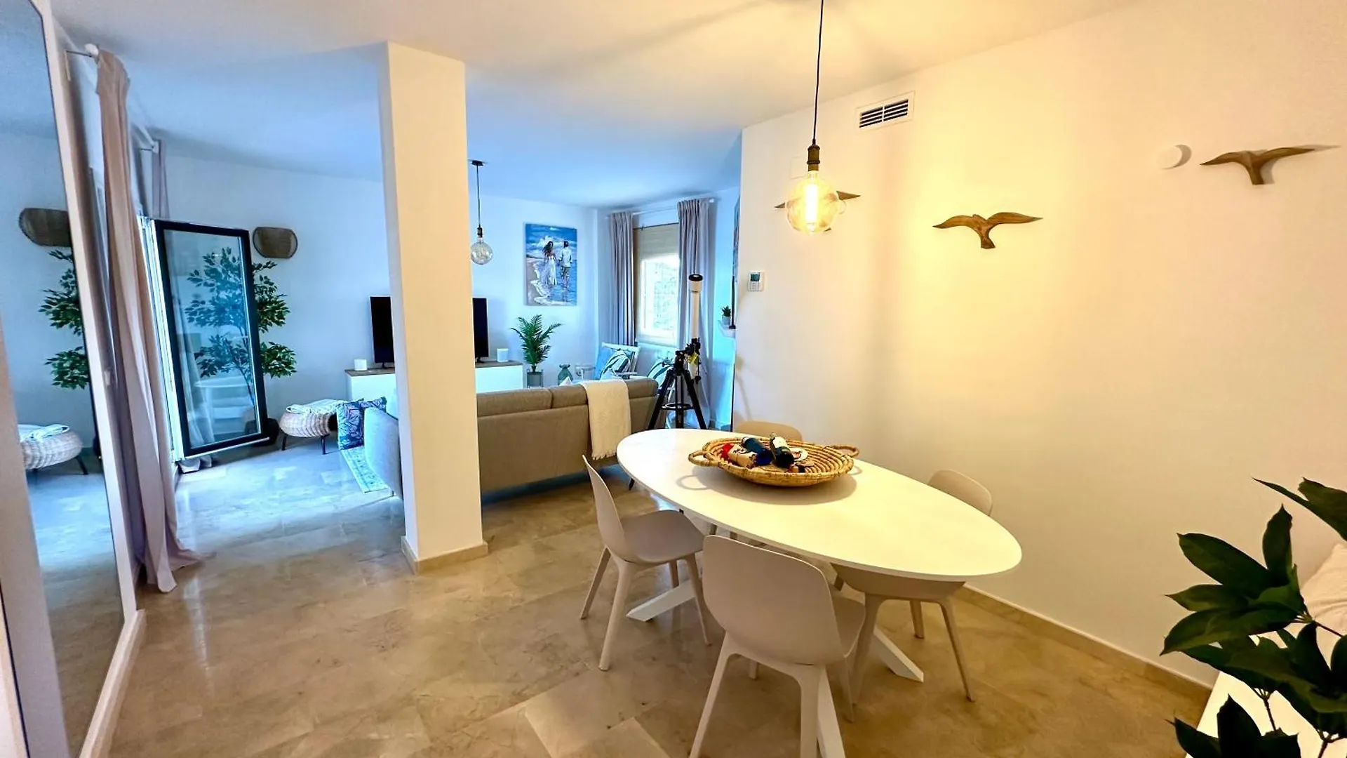 Beachfront & Sea View Holiday Apartment - Sea, Mountains And City Right In Front Of You Bahia de Casares